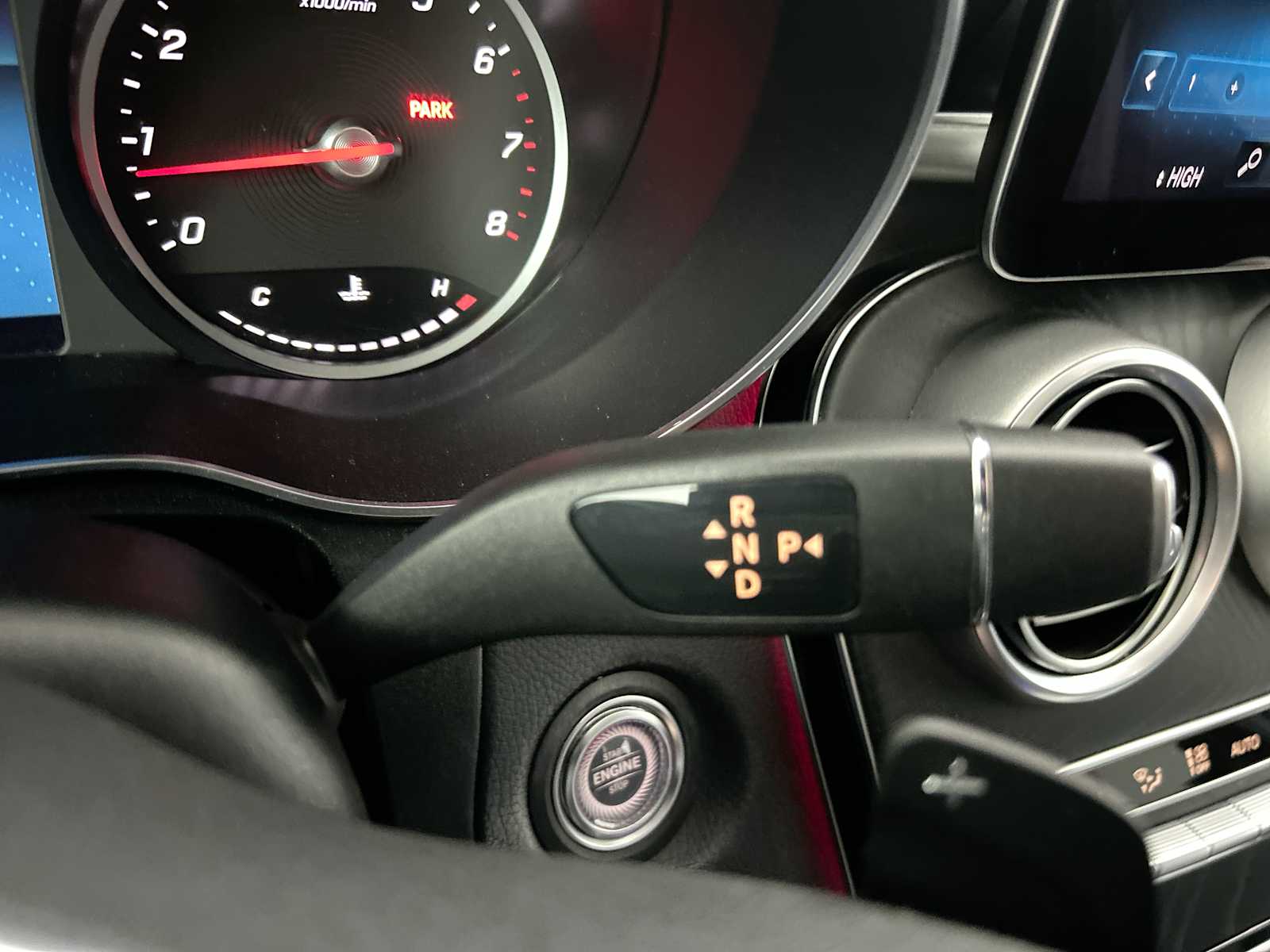 Thumbnail: 2020 Mercedes-Benz GLC - 20