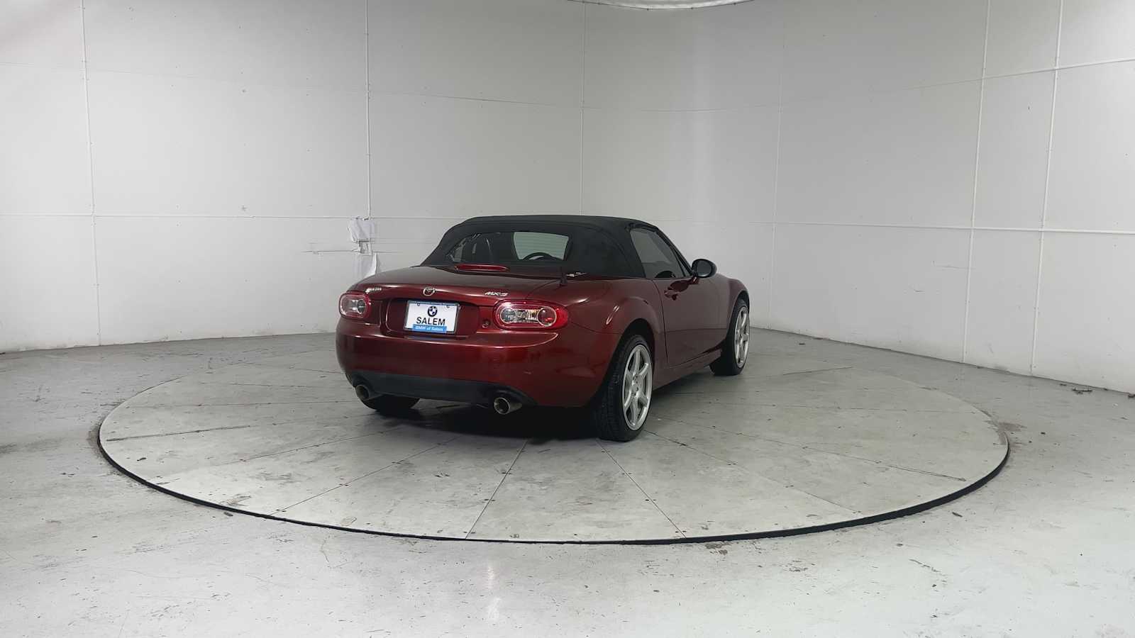 Thumbnail: 2010 Mazda MX-5 Miata - 2