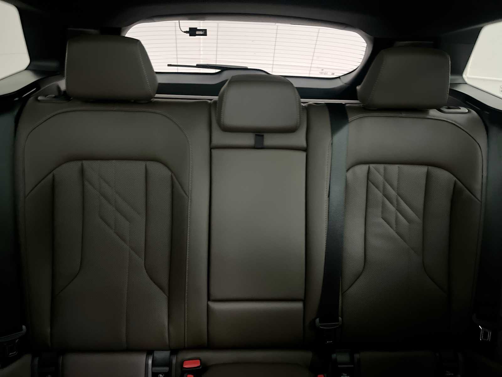 Thumbnail: 2025 BMW X3 - 13