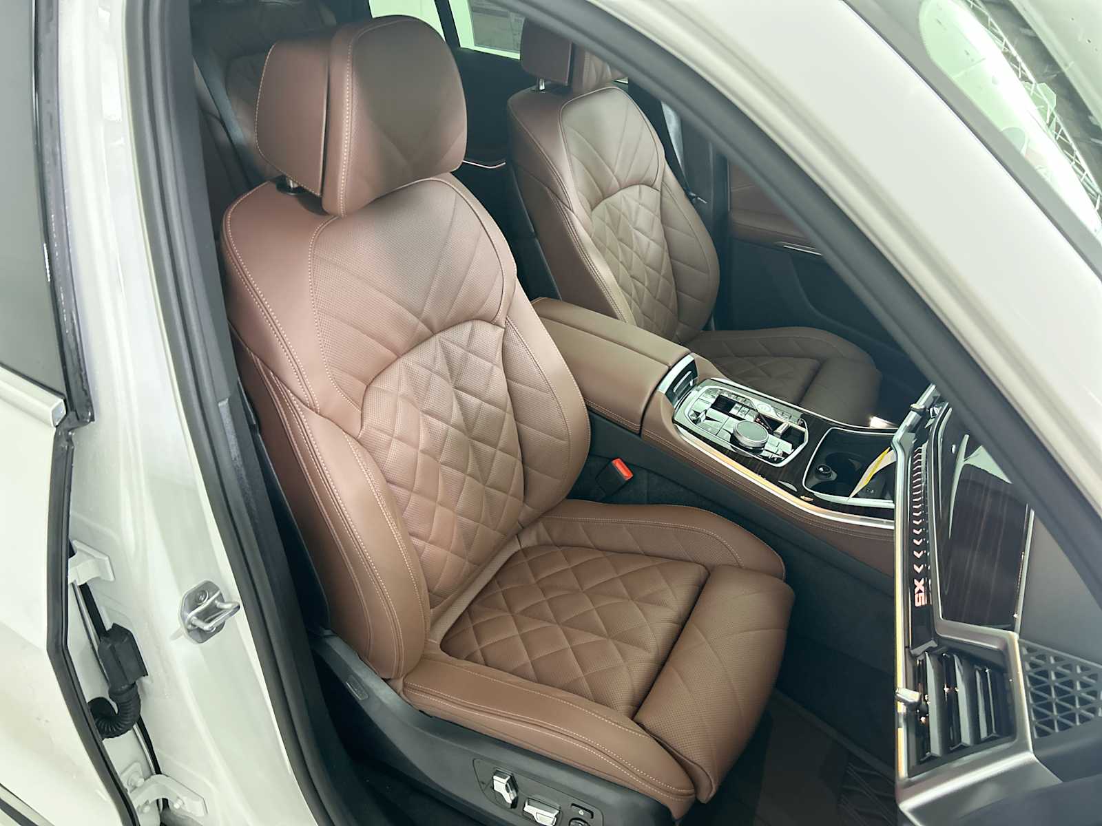 Thumbnail: 2026 BMW X5 - 26