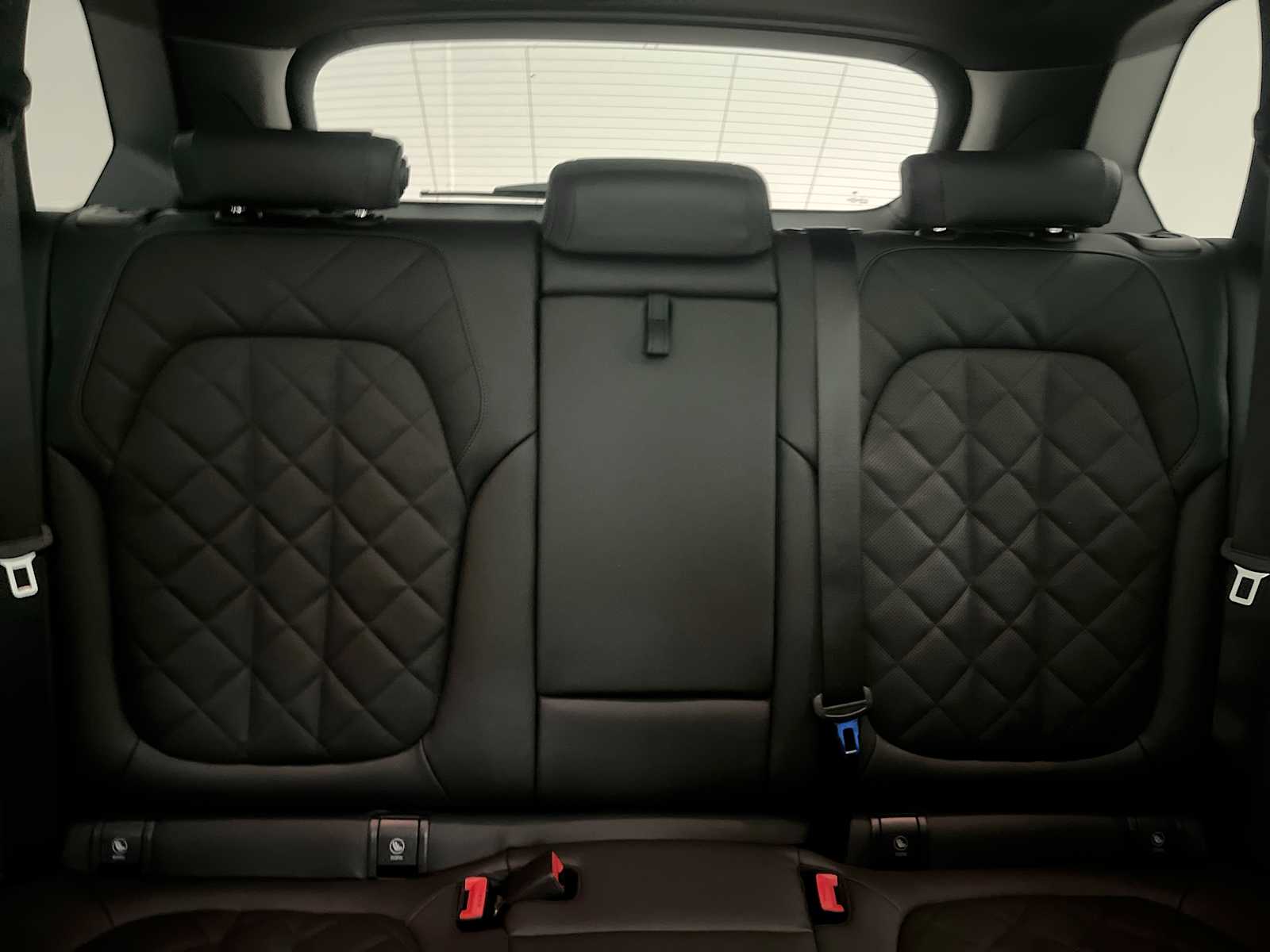 Thumbnail: 2026 BMW X5 - 13