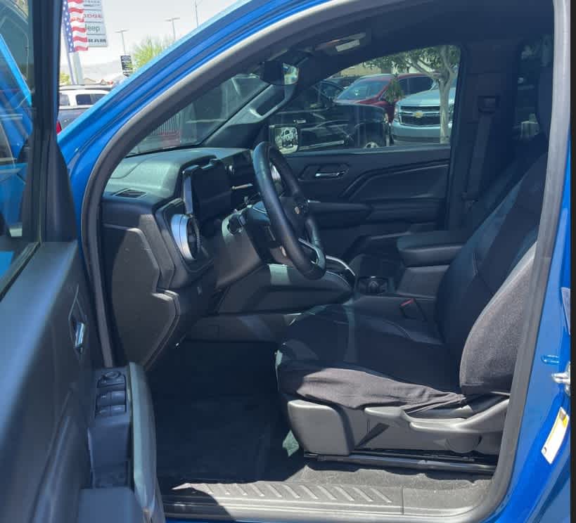 2023 Chevrolet Colorado LT 3