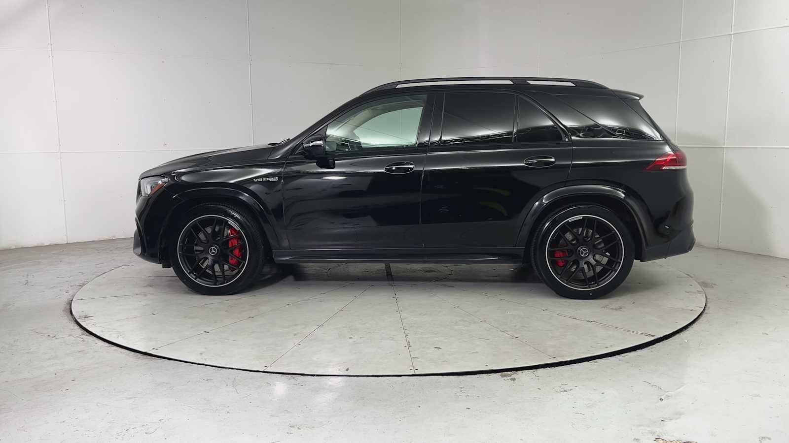 Thumbnail: 2023 Mercedes-Benz GL-Class - 4