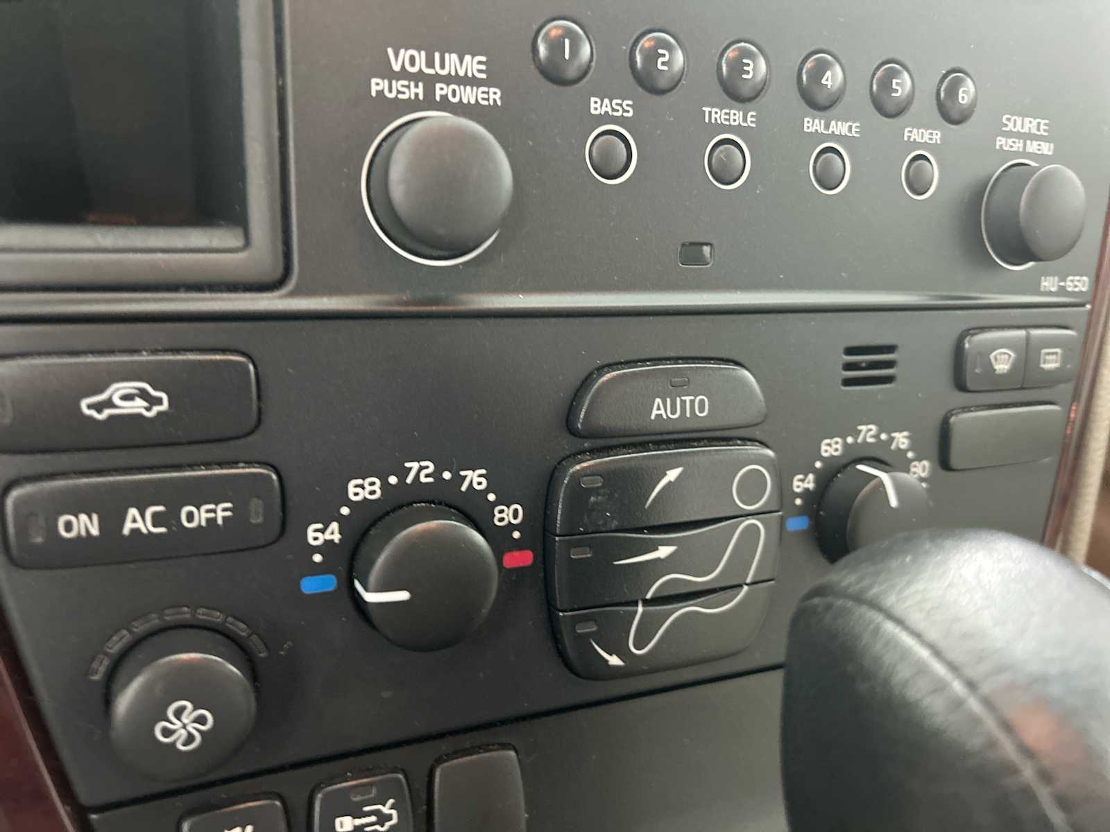 Thumbnail: 2009 Volvo S60 - 17