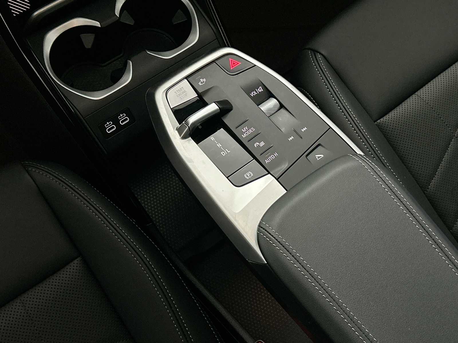 Thumbnail: 2025 BMW X1 - 20