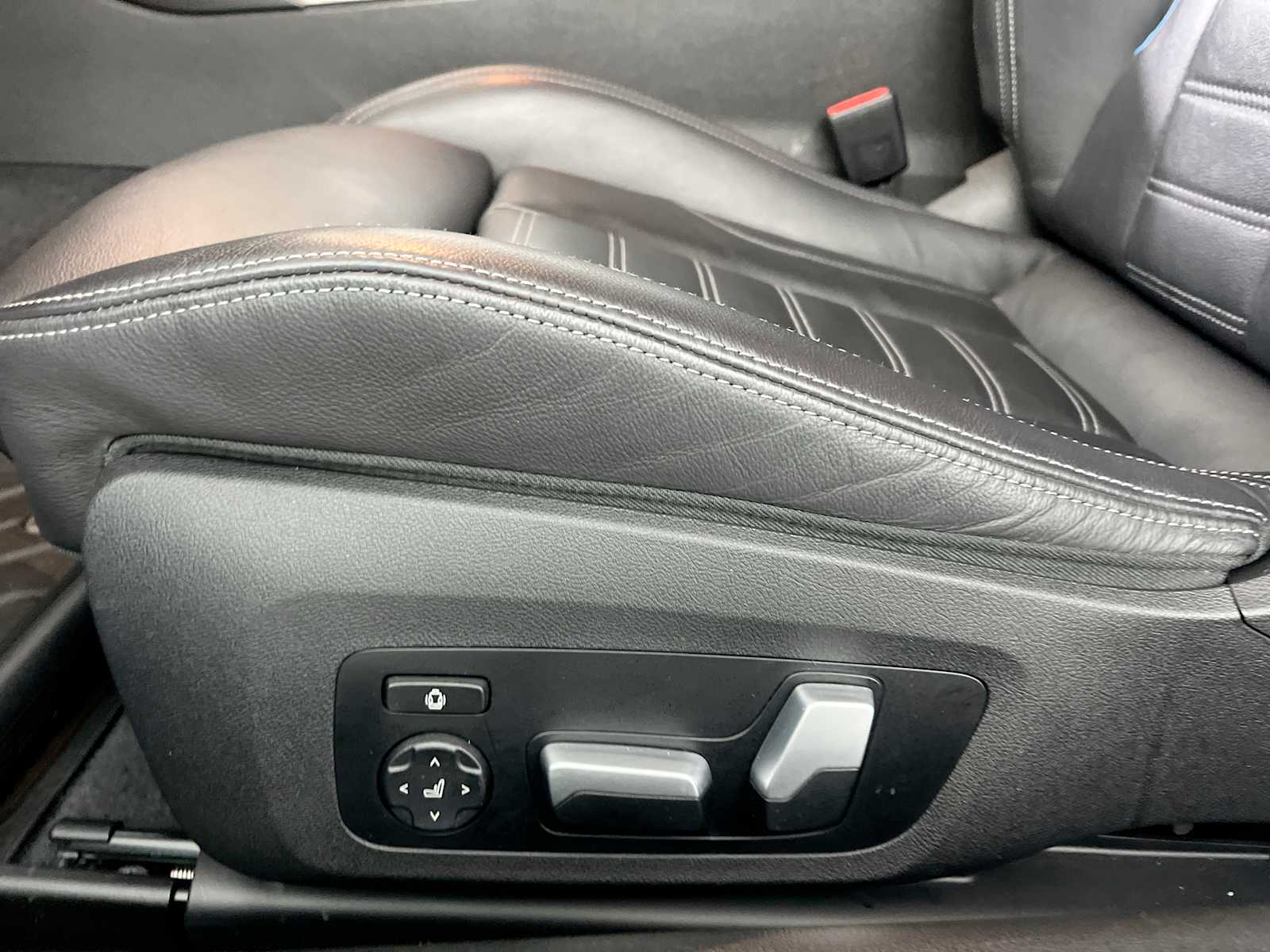 Thumbnail: 2024 BMW M2 - 15