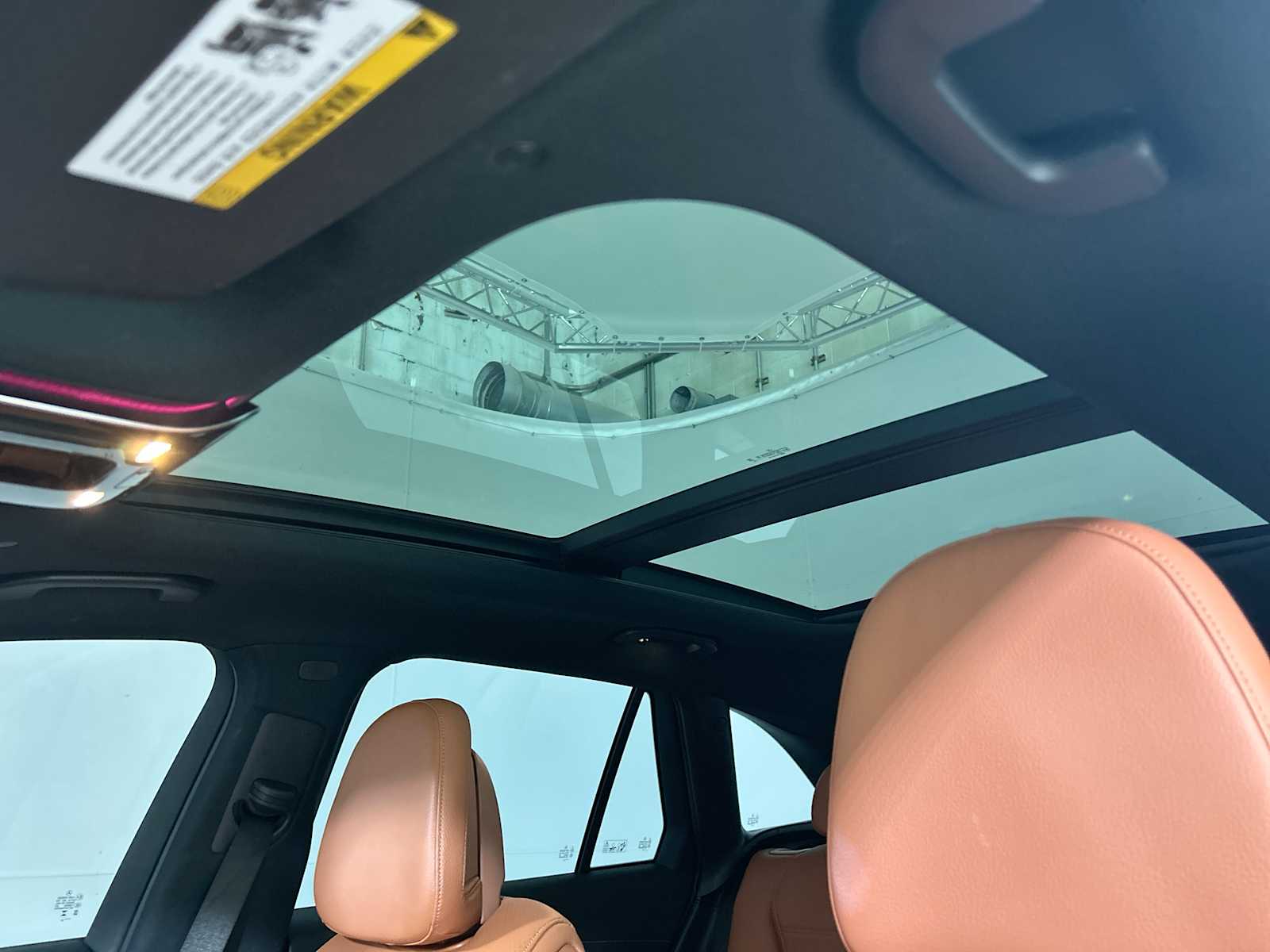 Thumbnail: 2023 Mercedes-Benz GLC - 16