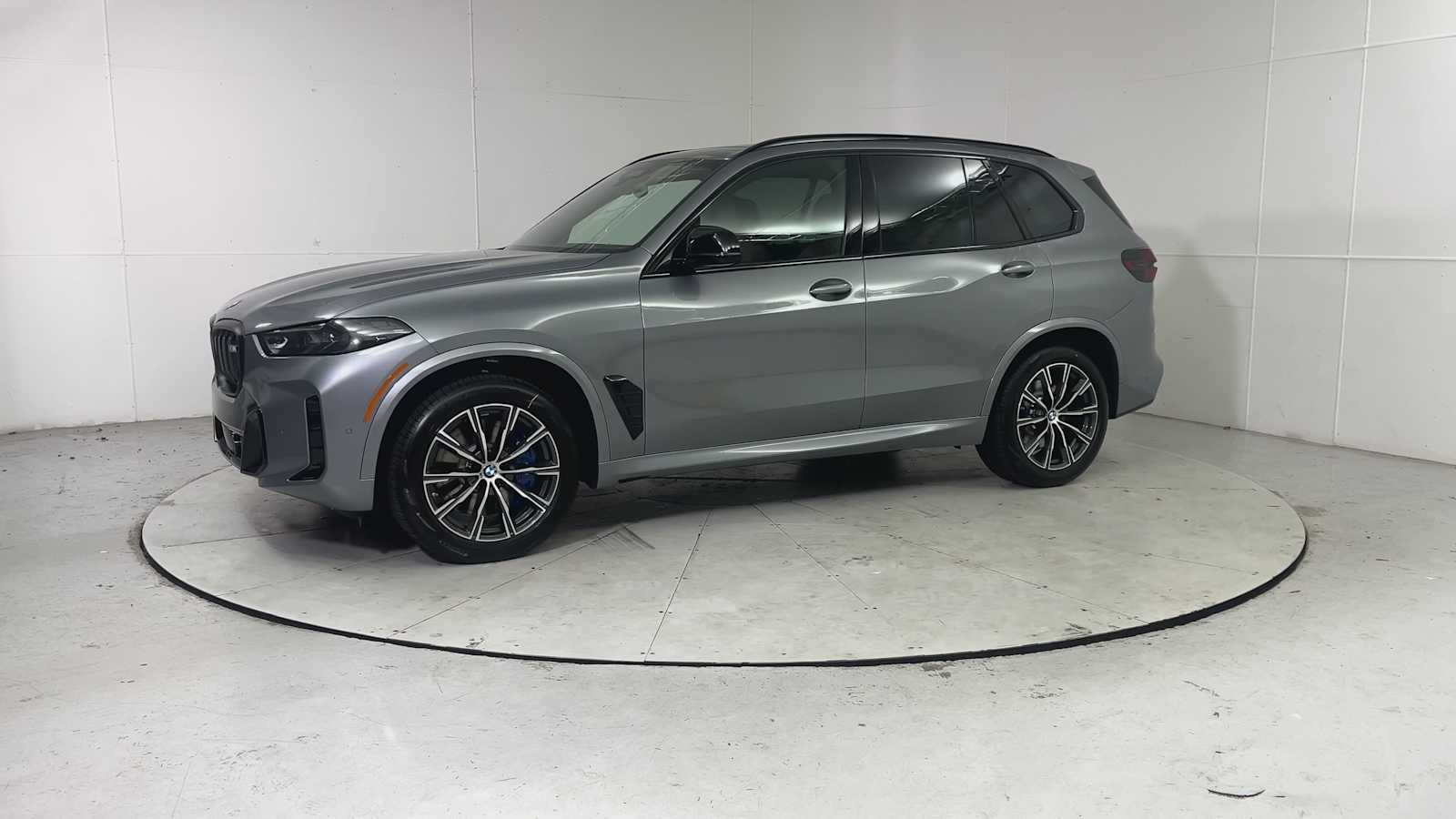 Thumbnail: 2026 BMW X5 - 3