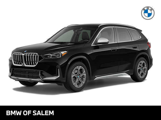 2025 BMW X1 28i's photo