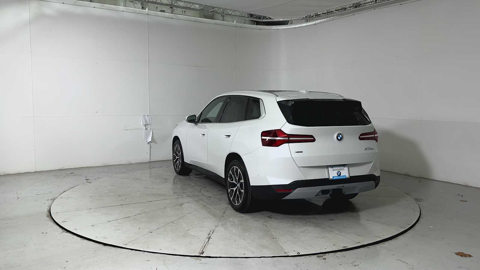 Thumbnail: 2026 BMW X3 - 3