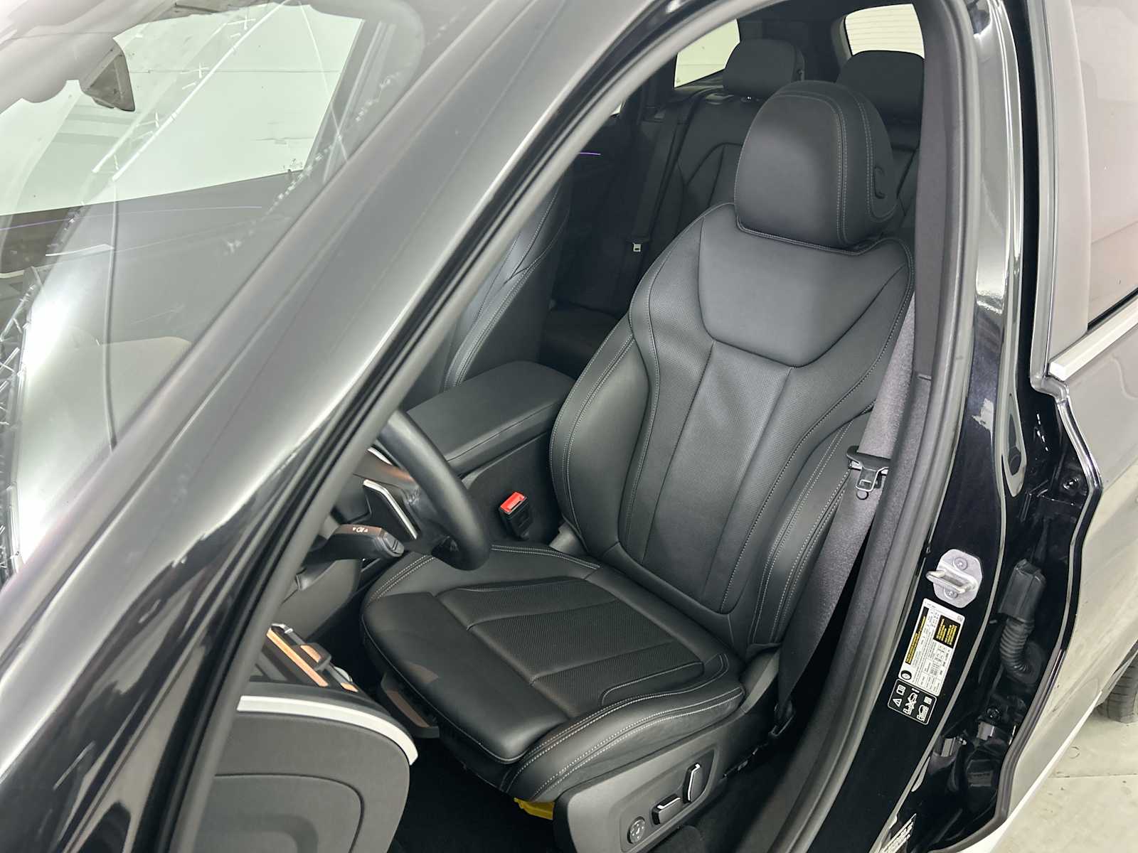 Thumbnail: 2024 BMW X3 - 13