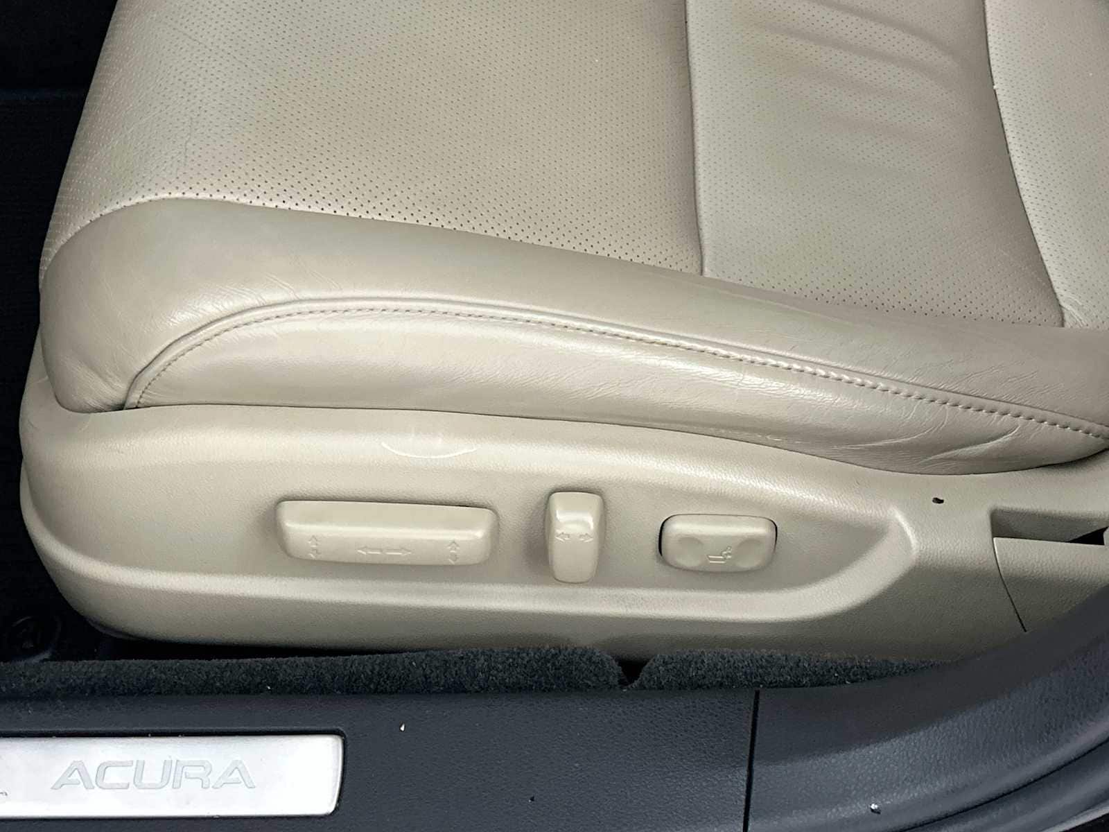 Thumbnail: 2016 Acura TLX - 14