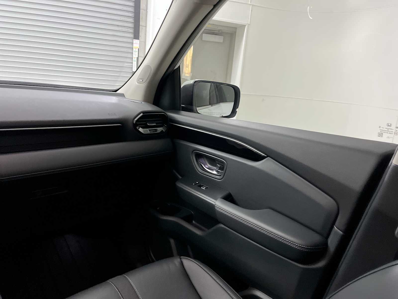 Thumbnail: 2023 Honda Pilot - 11