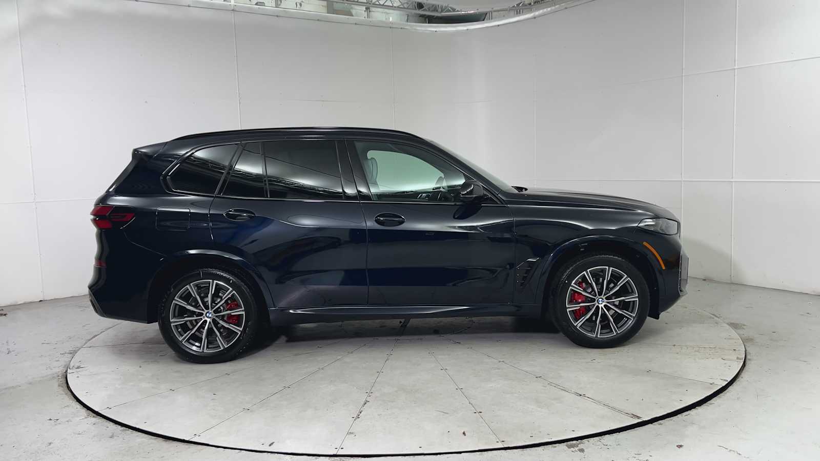 Thumbnail: 2026 BMW X5 - 9