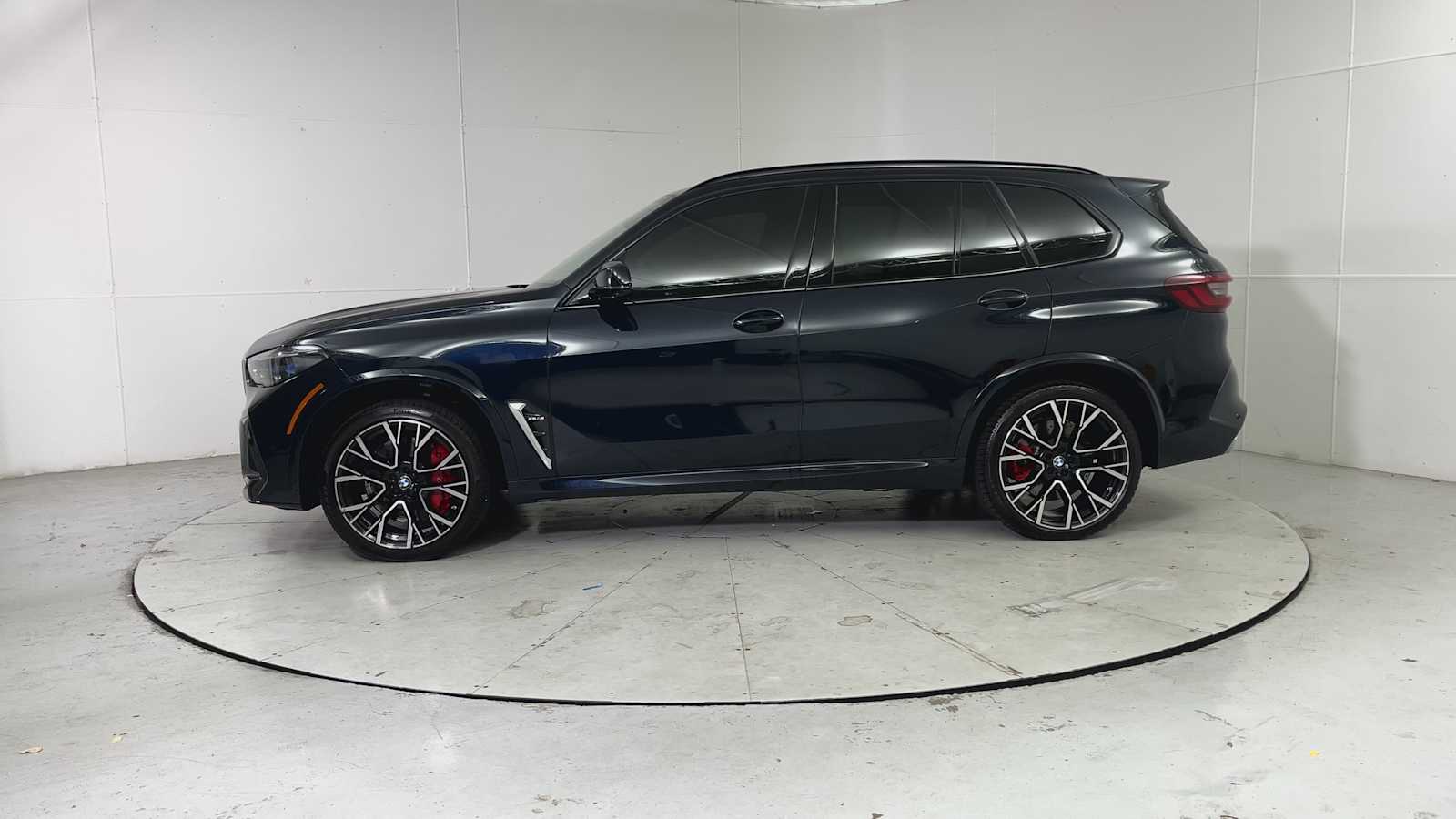 Thumbnail: 2022 BMW X5 - 5