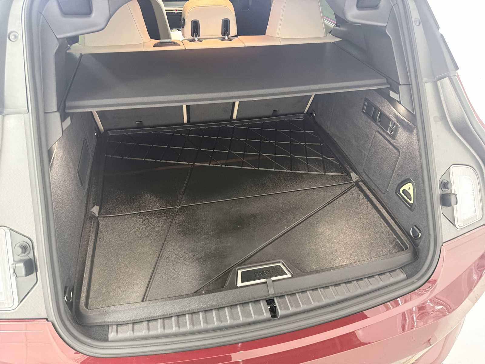 Thumbnail: 2026 BMW iX - 20