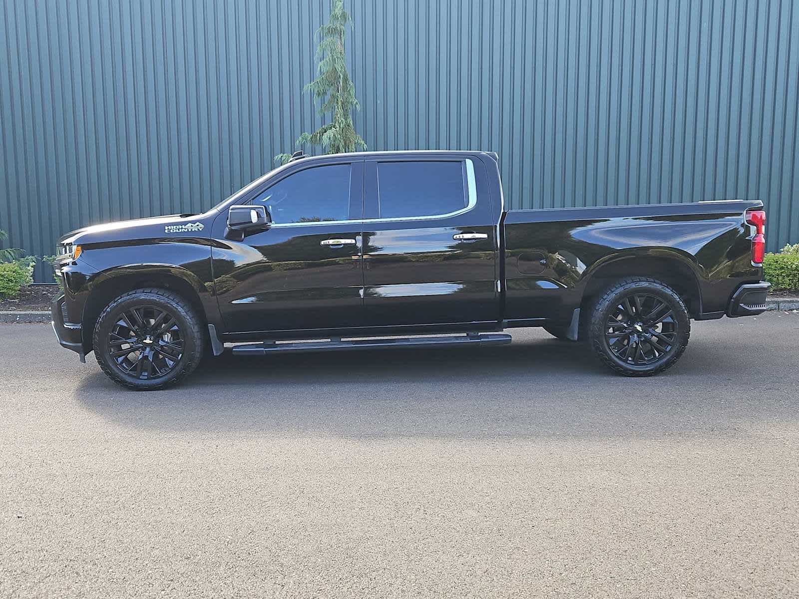 Thumbnail: 2022 Chevrolet Silverado 1500 - 3