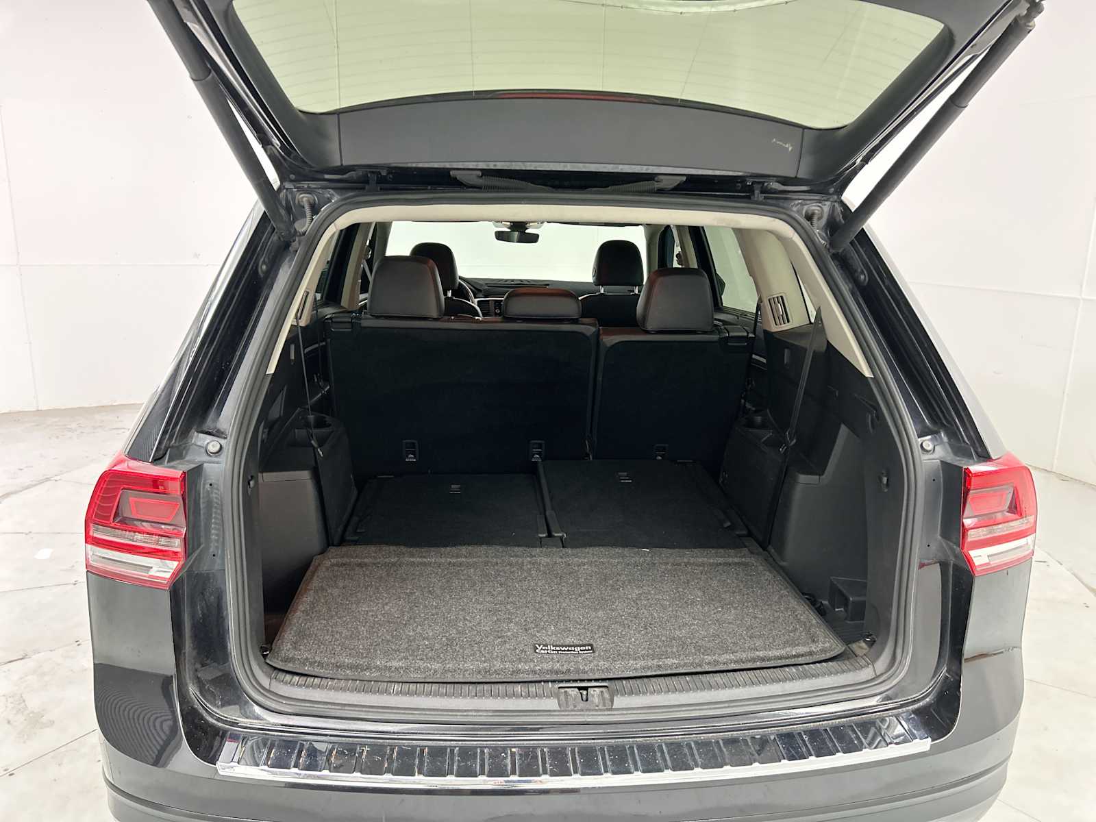 Thumbnail: 2018 Volkswagen Atlas - 19