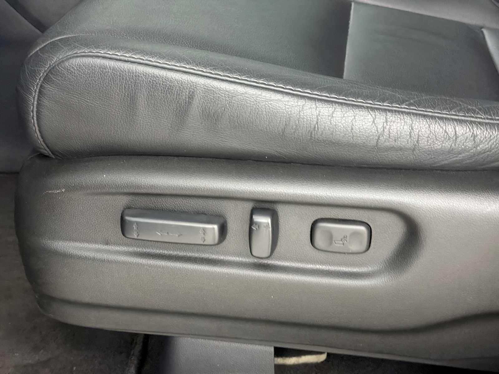 Thumbnail: 2020 Honda Pilot - 13