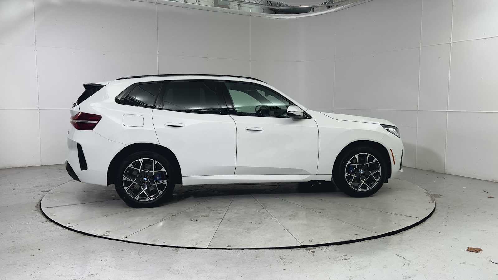 Thumbnail: 2026 BMW X3 - 9