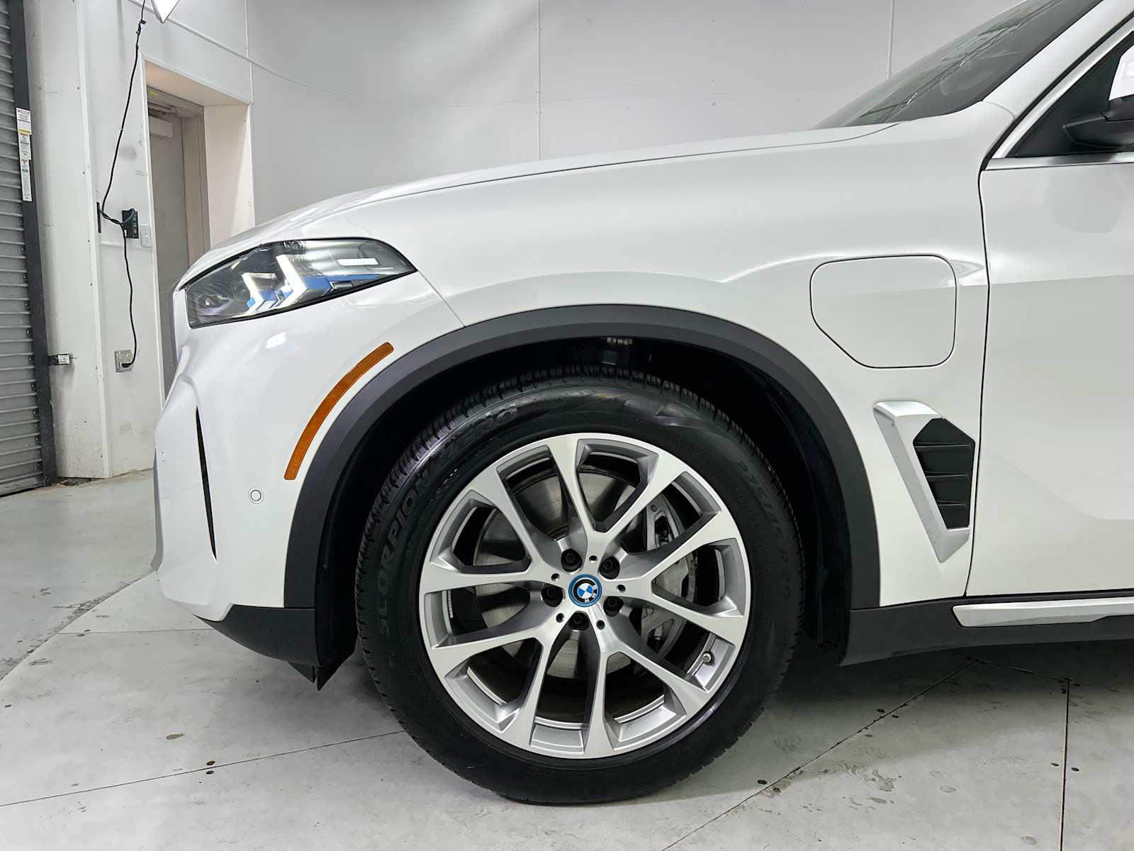 Thumbnail: 2025 BMW X5 - 19