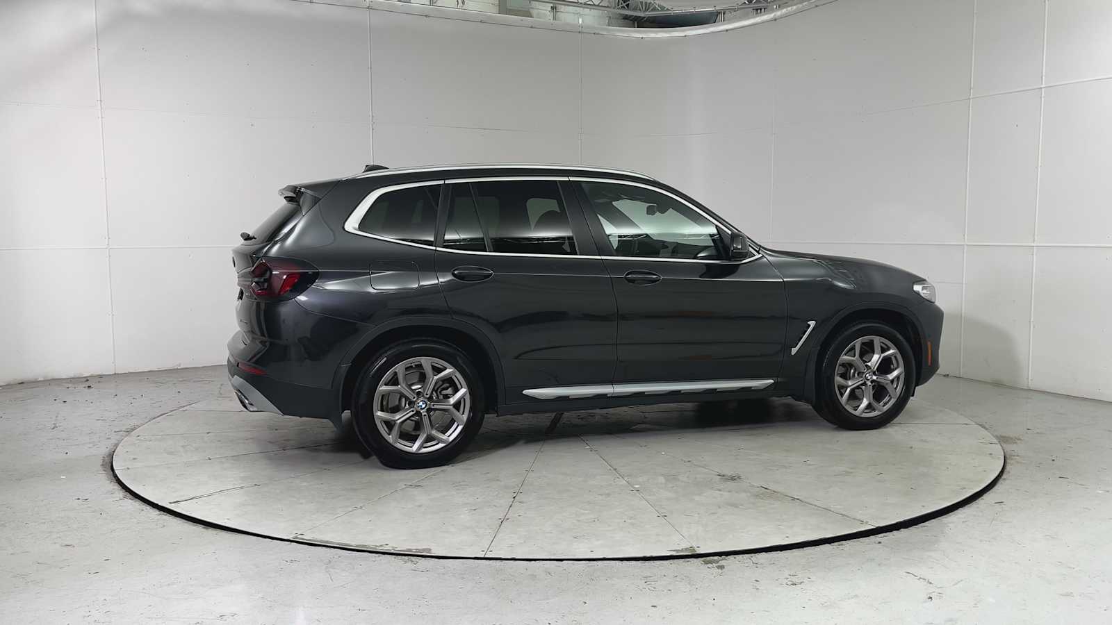 Thumbnail: 2024 BMW X3 - 9