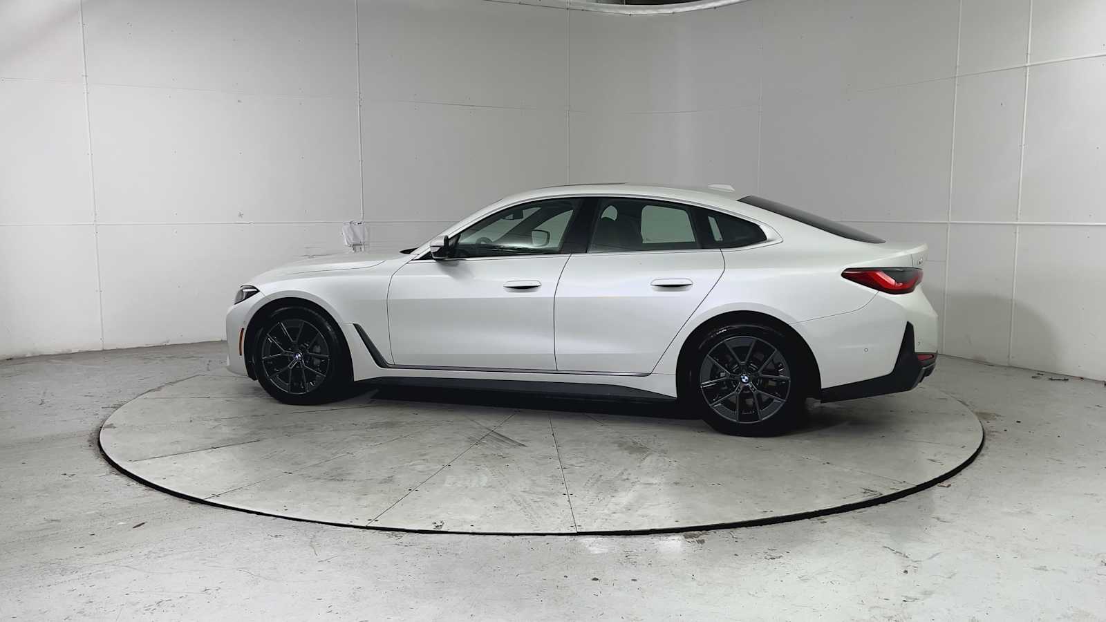 Thumbnail: 2025 BMW i4 - 4