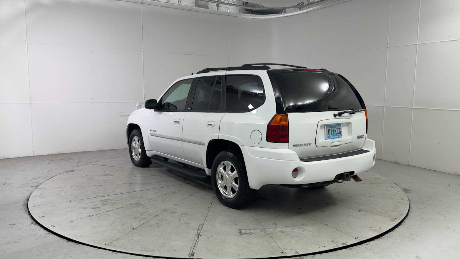 Thumbnail: 2006 GMC Envoy - 4