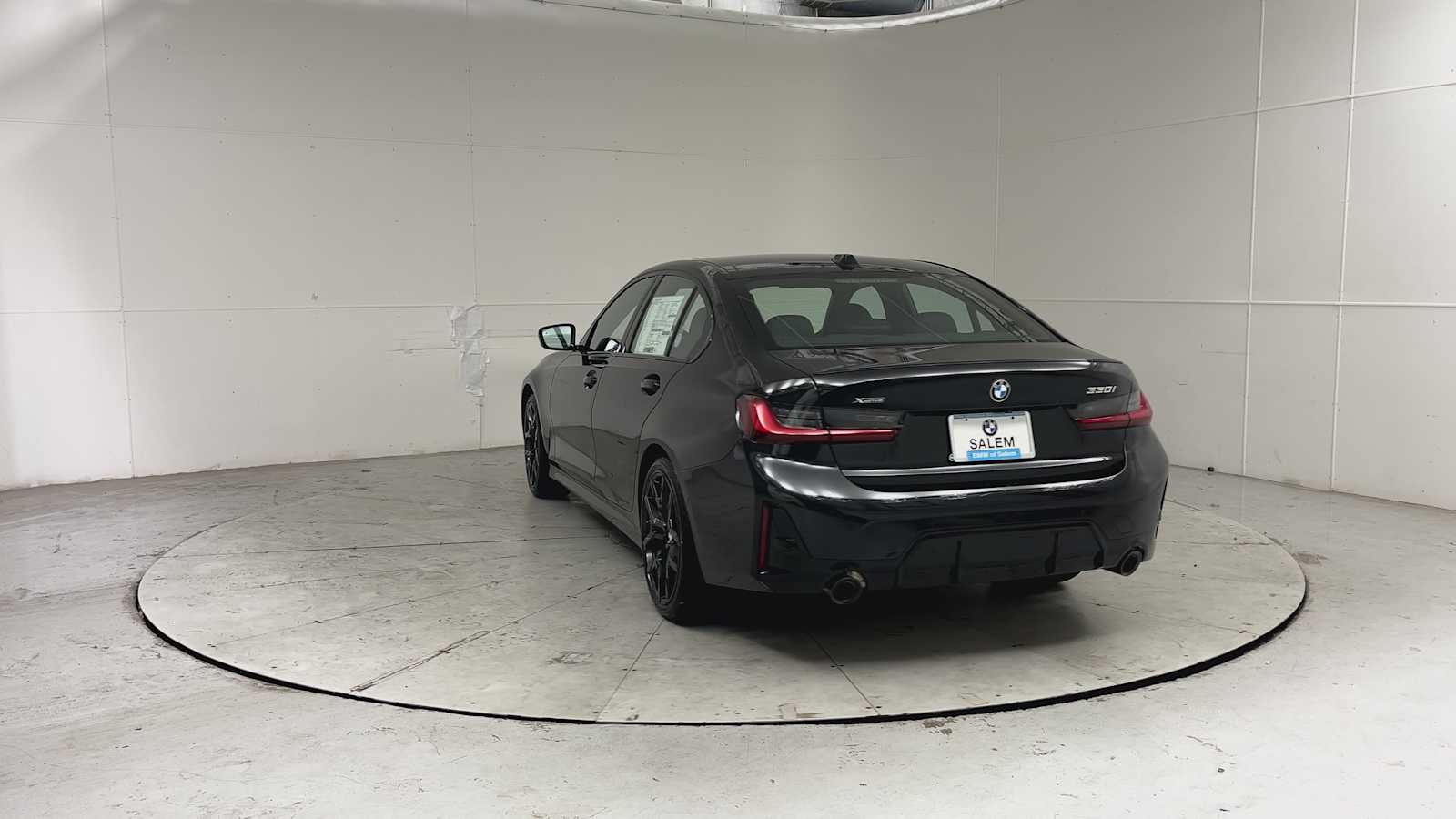 Thumbnail: 2026 BMW 3 Series - 9