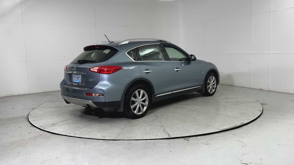 Used 2017 INFINITI QX50  SUV