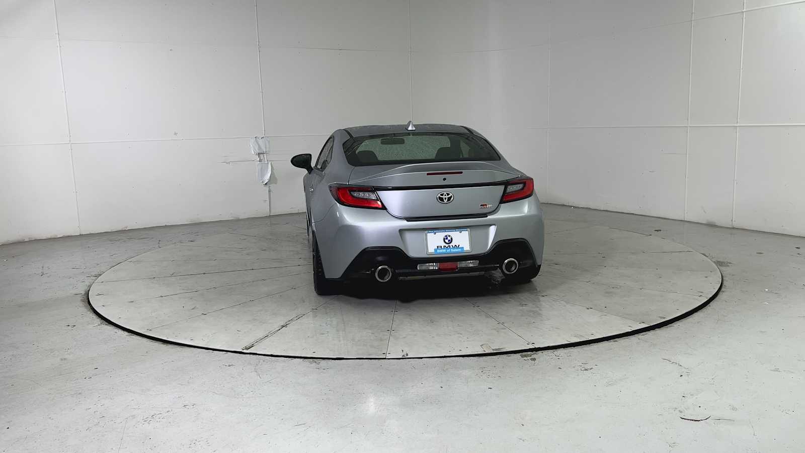 Thumbnail: 2023 Toyota GR86 - 3