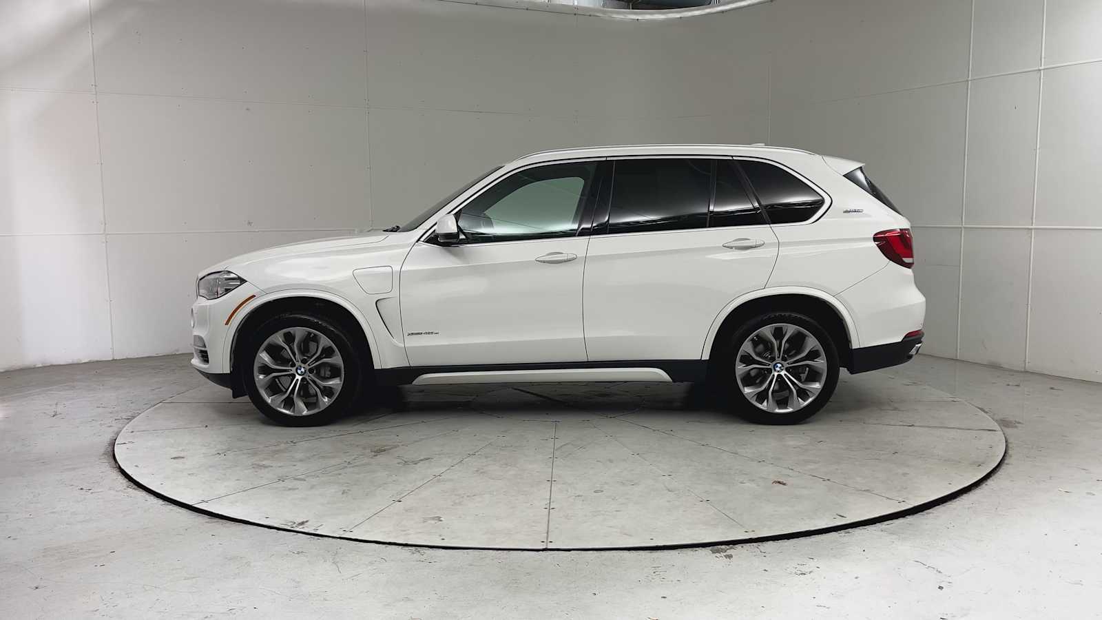 Thumbnail: 2017 BMW X5 - 5