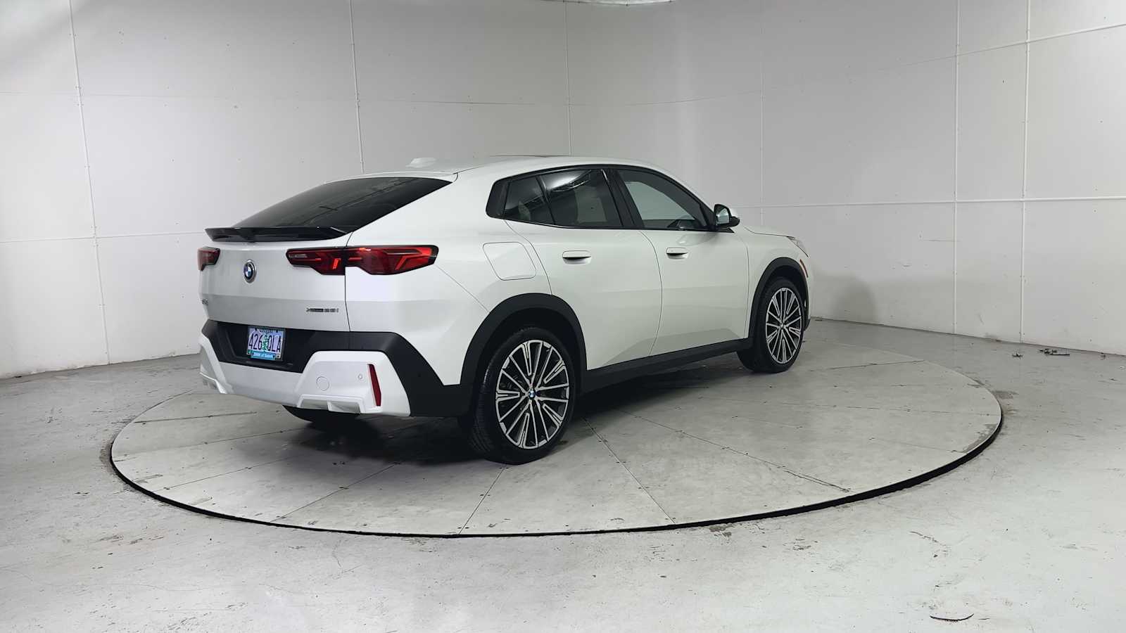 Thumbnail: 2025 BMW X2 - 2