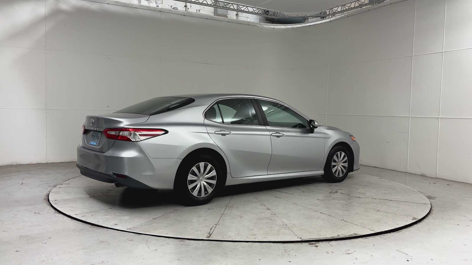 Thumbnail: 2018 Toyota Camry - 4