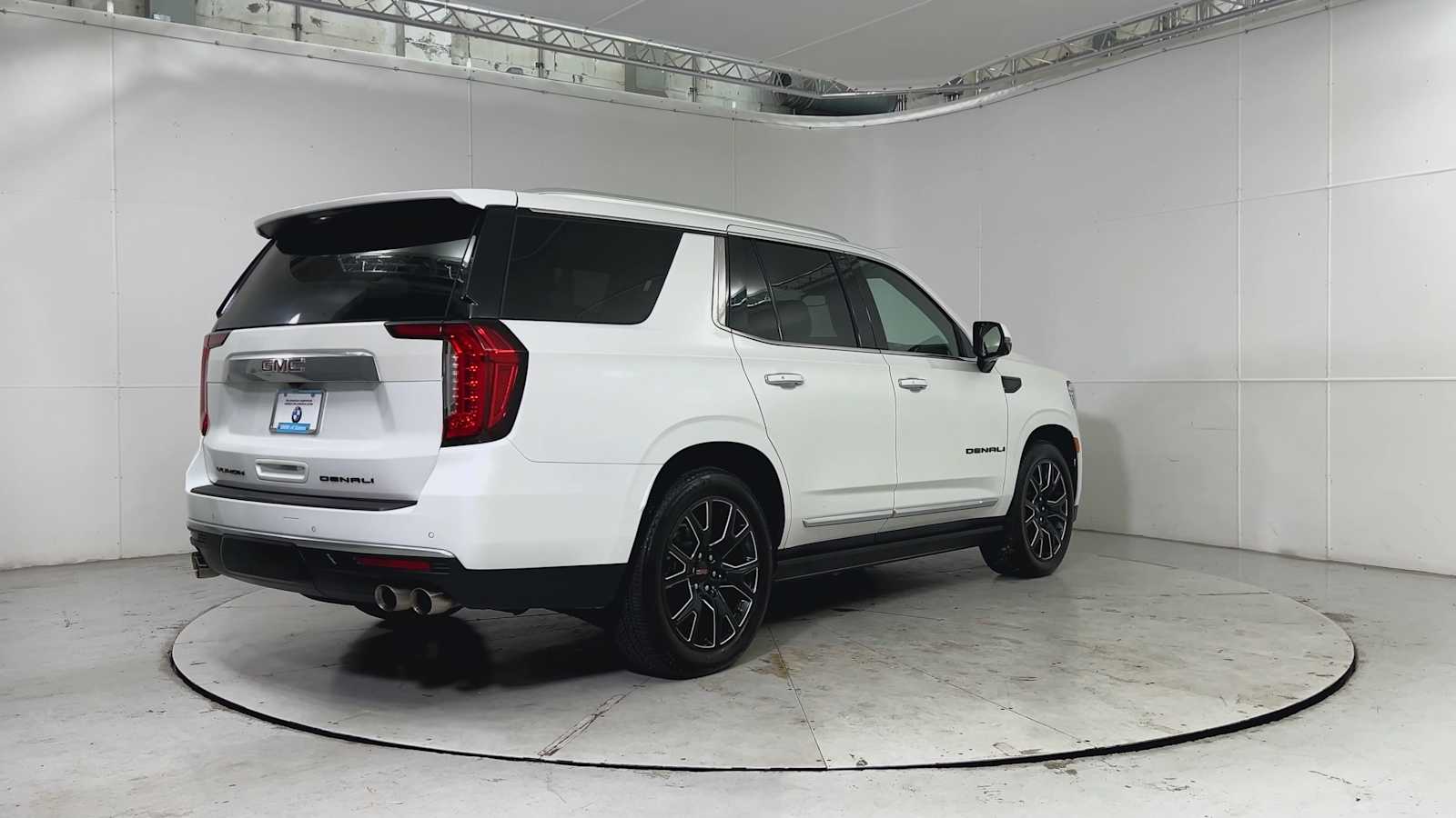 2024 Gmc Yukon Denali photo 2