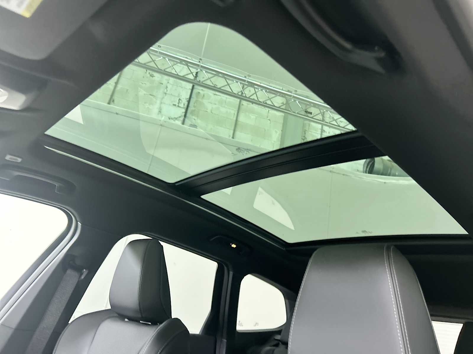 Thumbnail: 2026 BMW X1 - 16