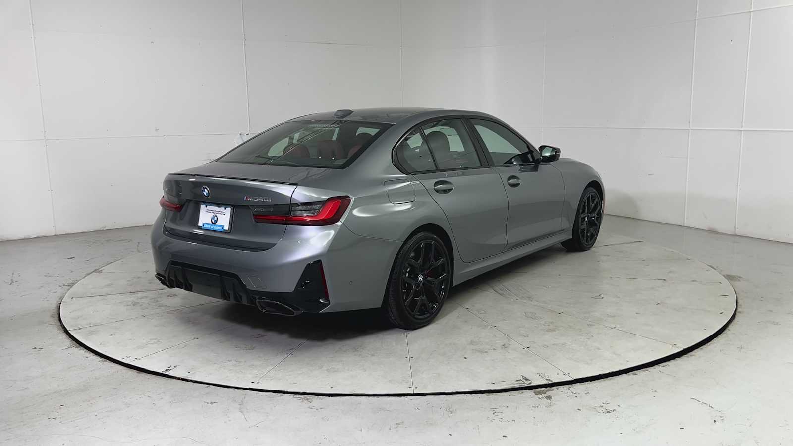 Thumbnail: 2026 BMW 3 Series - 2