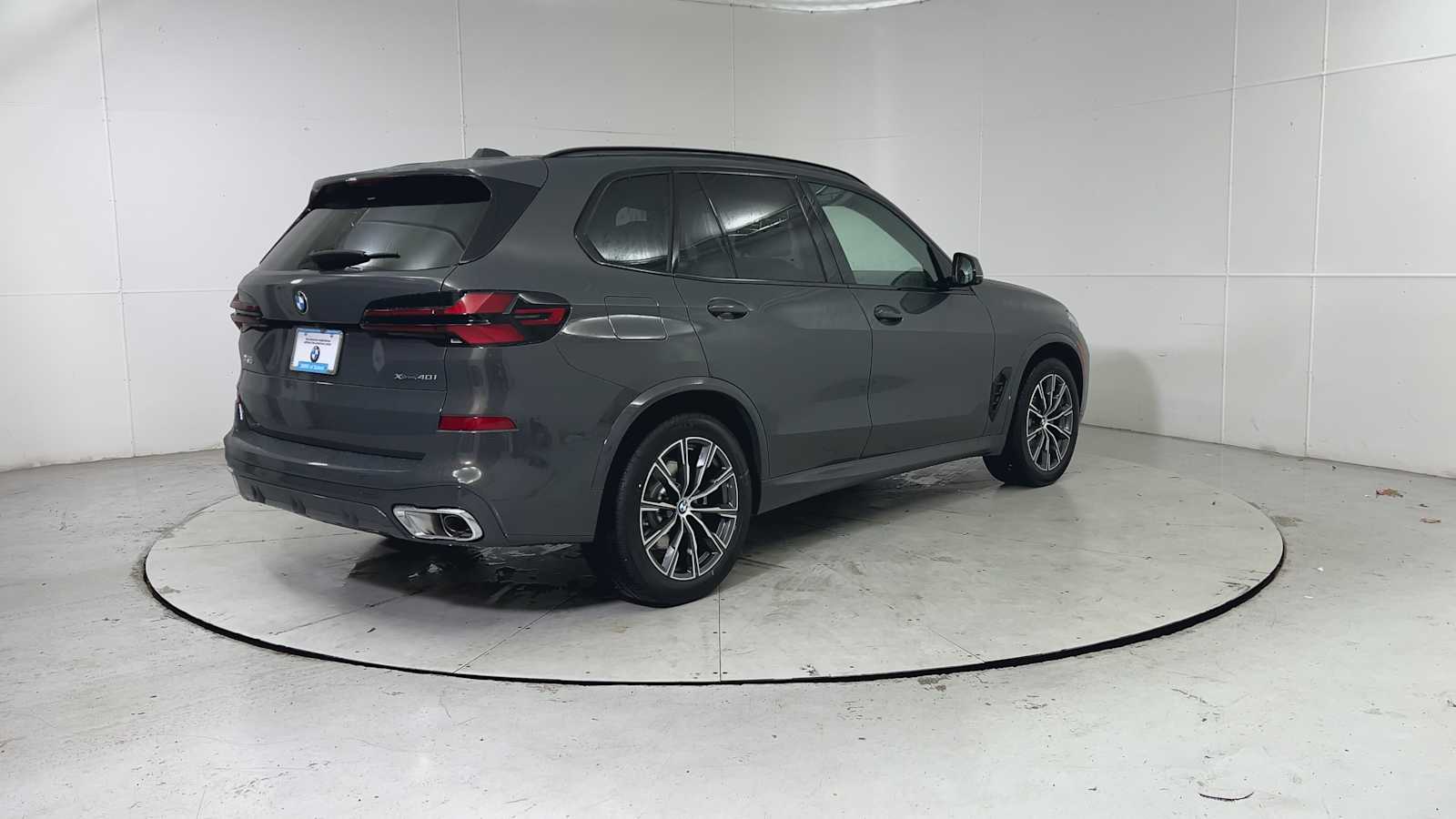 Thumbnail: 2026 BMW X5 - 2