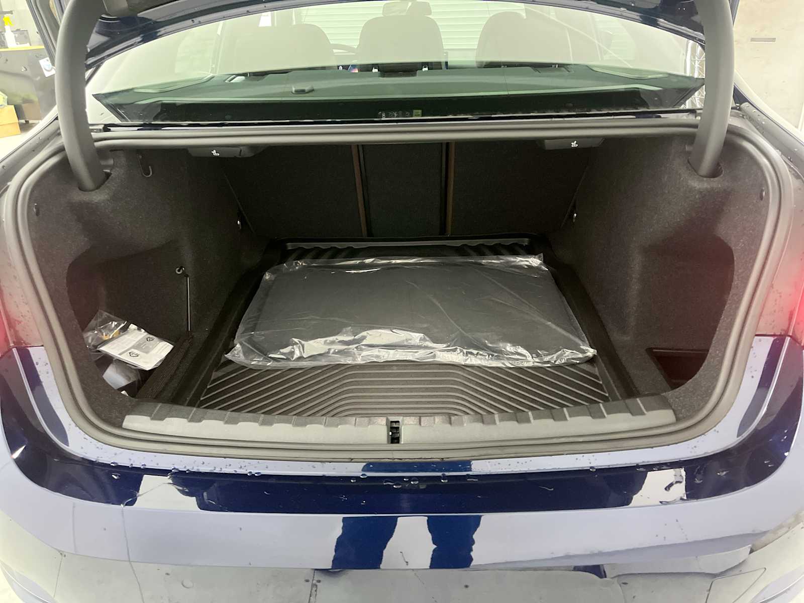 Thumbnail: 2026 BMW 3 Series - 21