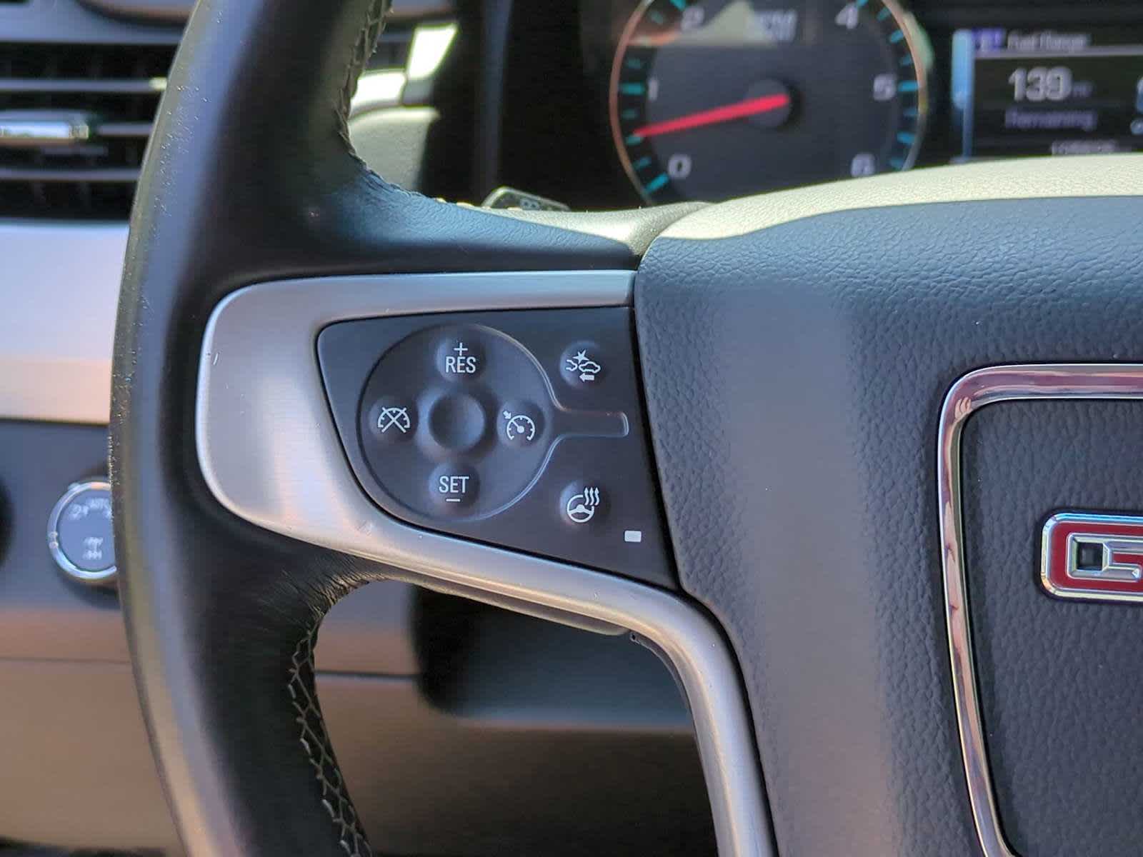 Thumbnail: 2017 GMC Yukon XL - 22