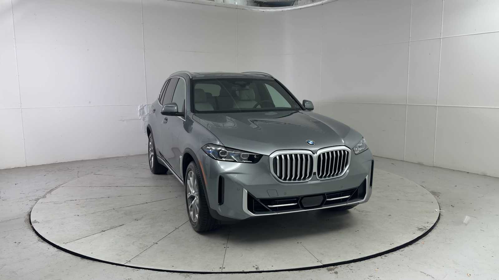 Thumbnail: 2026 BMW X5 - 7