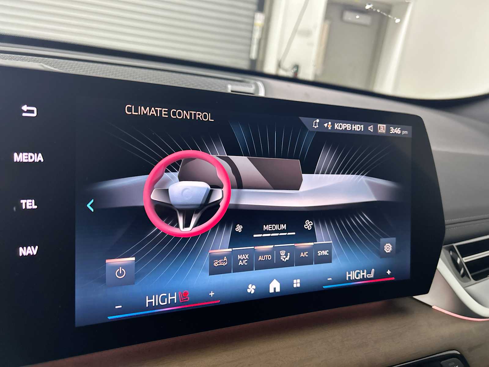 Thumbnail: 2026 BMW X1 - 17