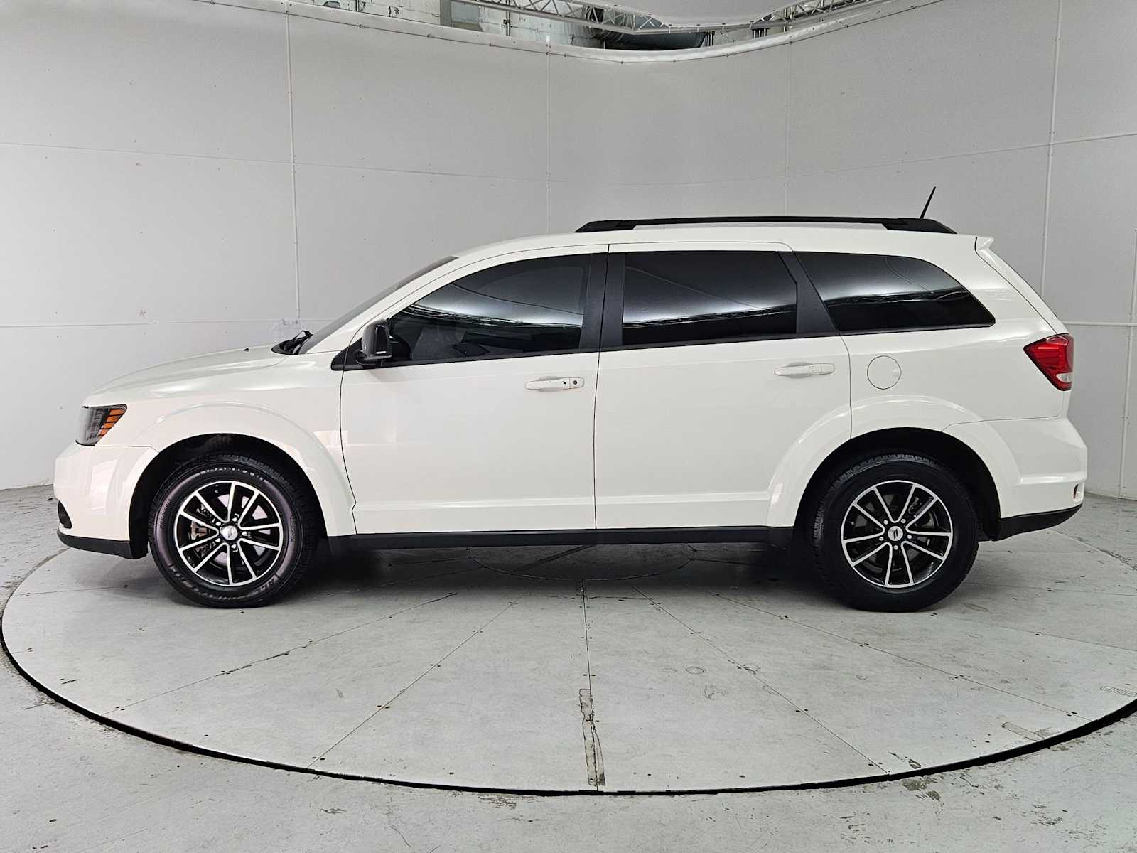 2018 Dodge Journey SXT 3