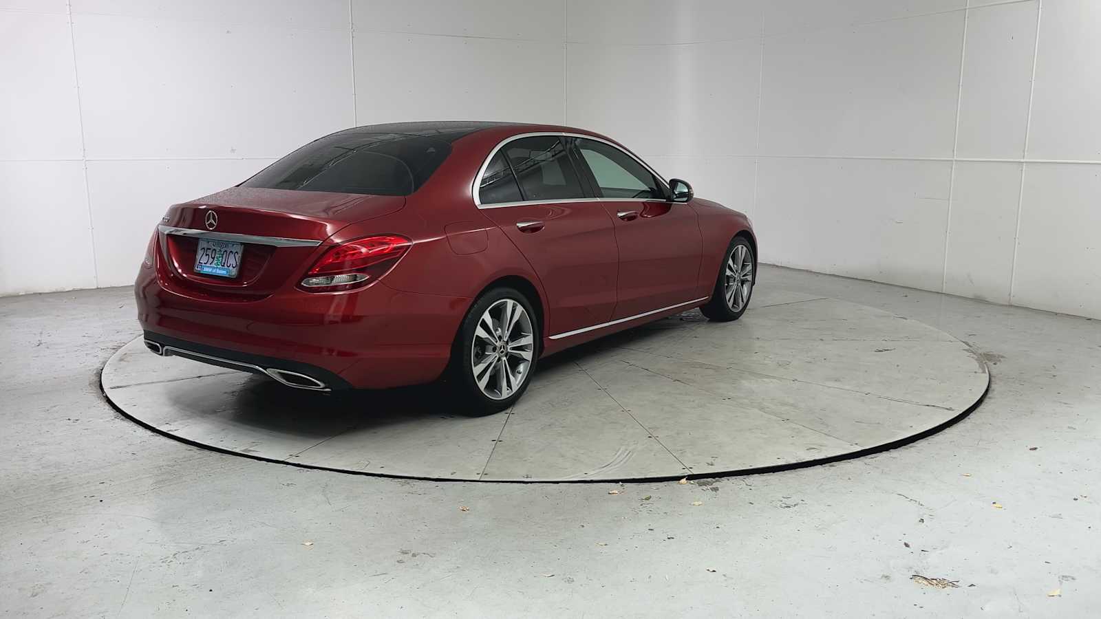 Thumbnail: 2018 Mercedes-Benz C-Class - 2