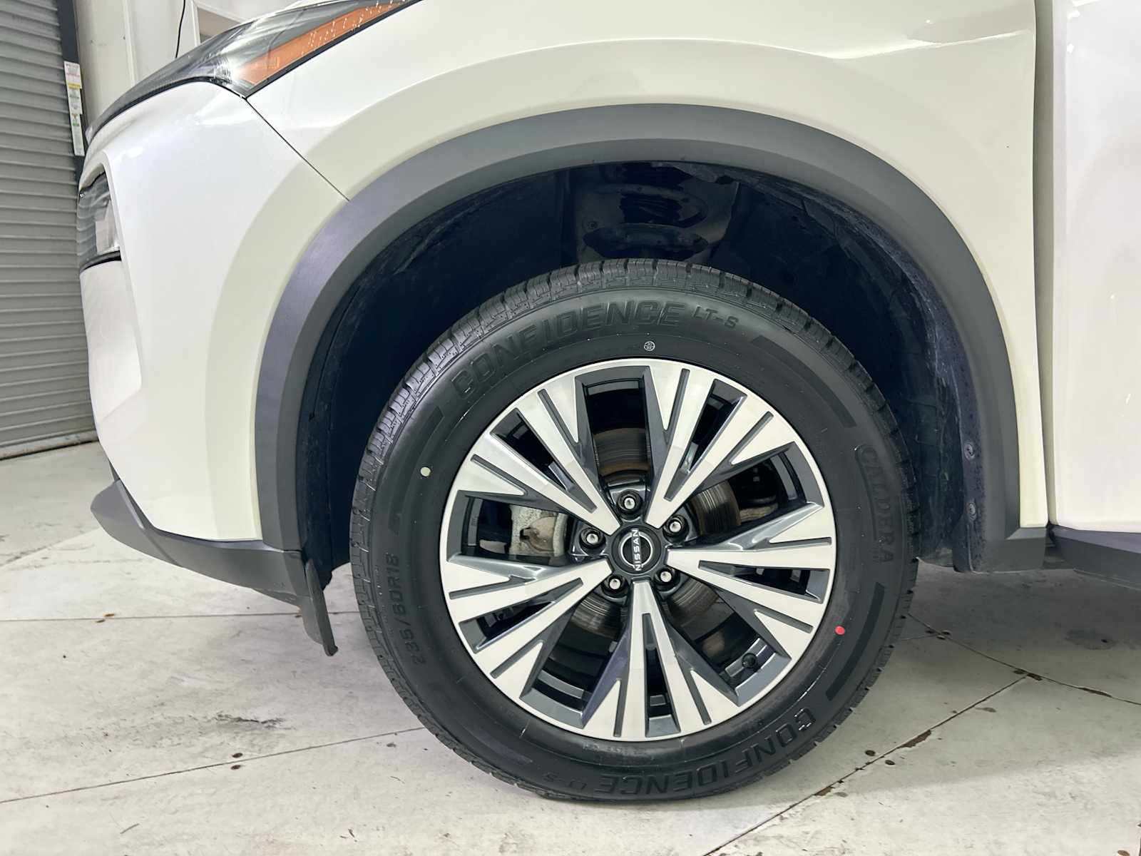 Thumbnail: 2022 Nissan Rogue - 18