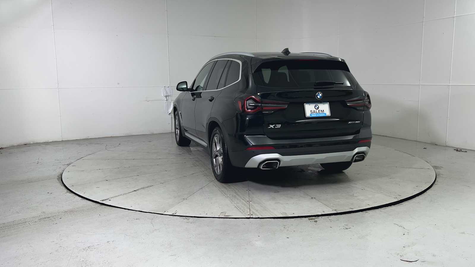 Thumbnail: 2023 BMW X3 - 3