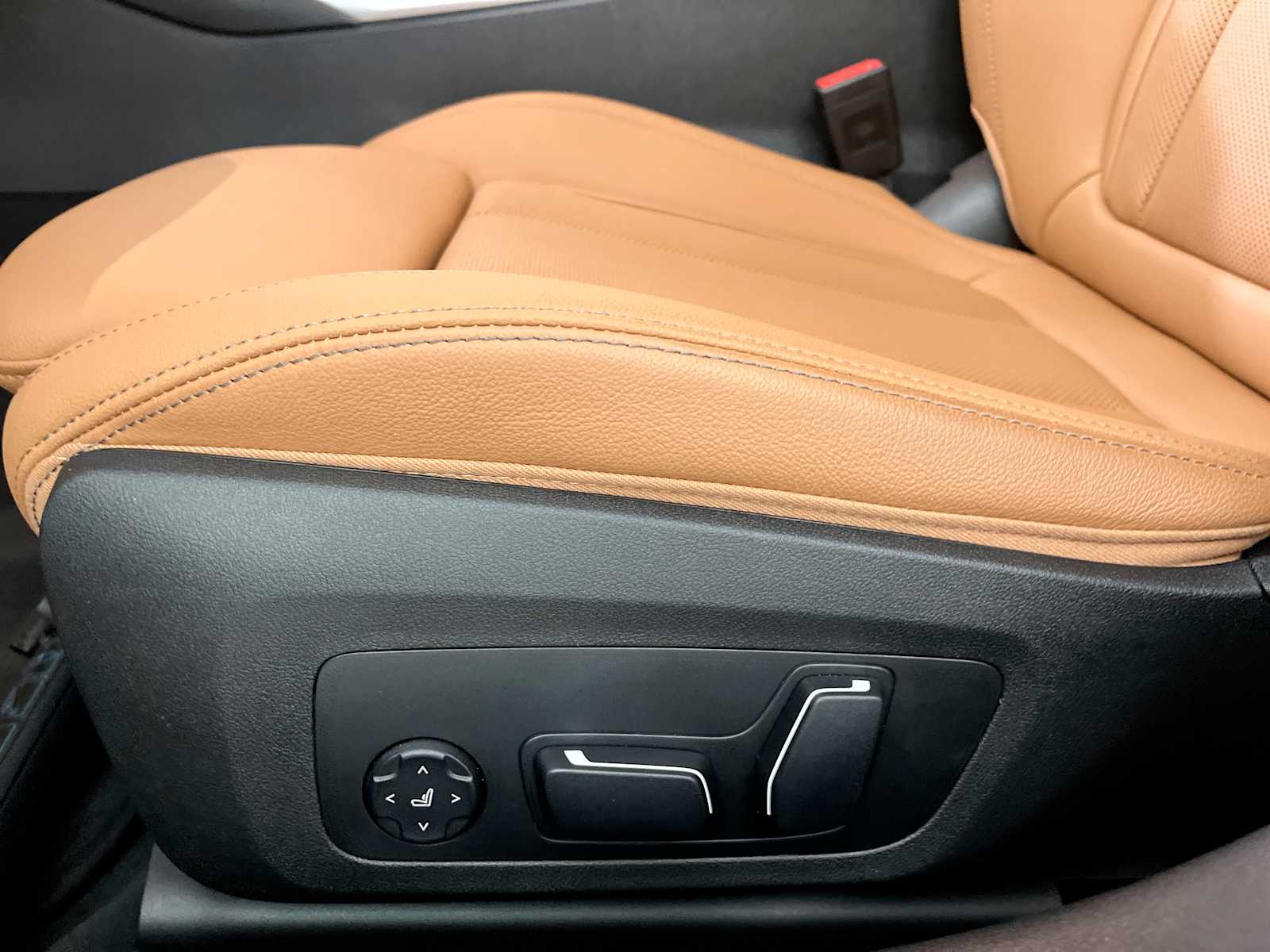 Thumbnail: 2026 BMW 3 Series - 14