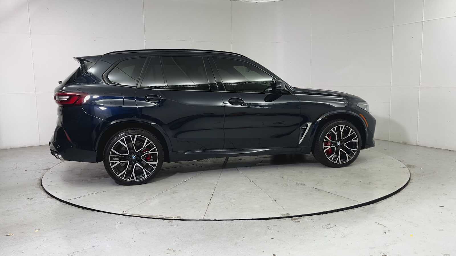 Thumbnail: 2022 BMW X5 - 9