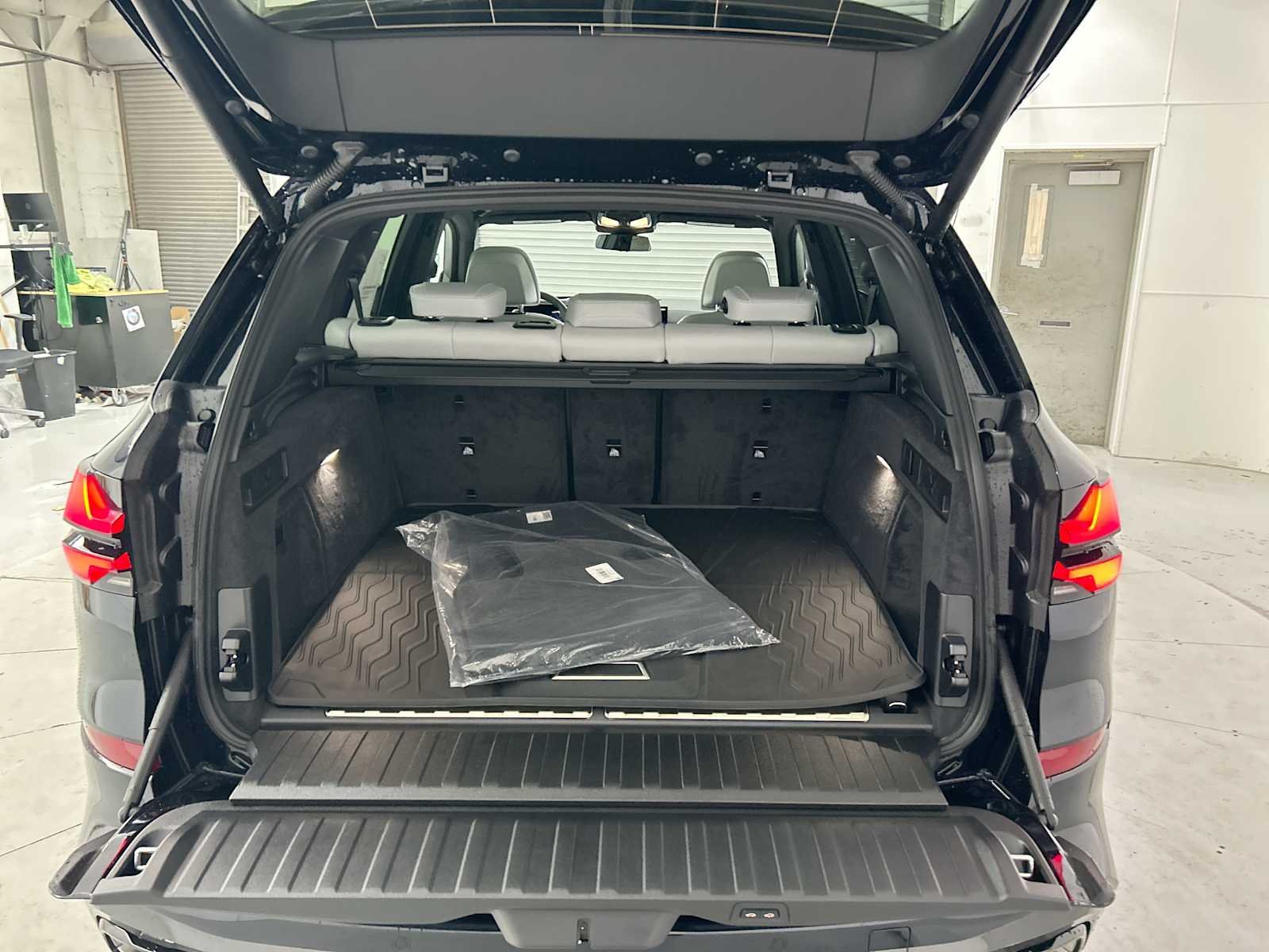 2026 BMW X5 50e - Photo 21