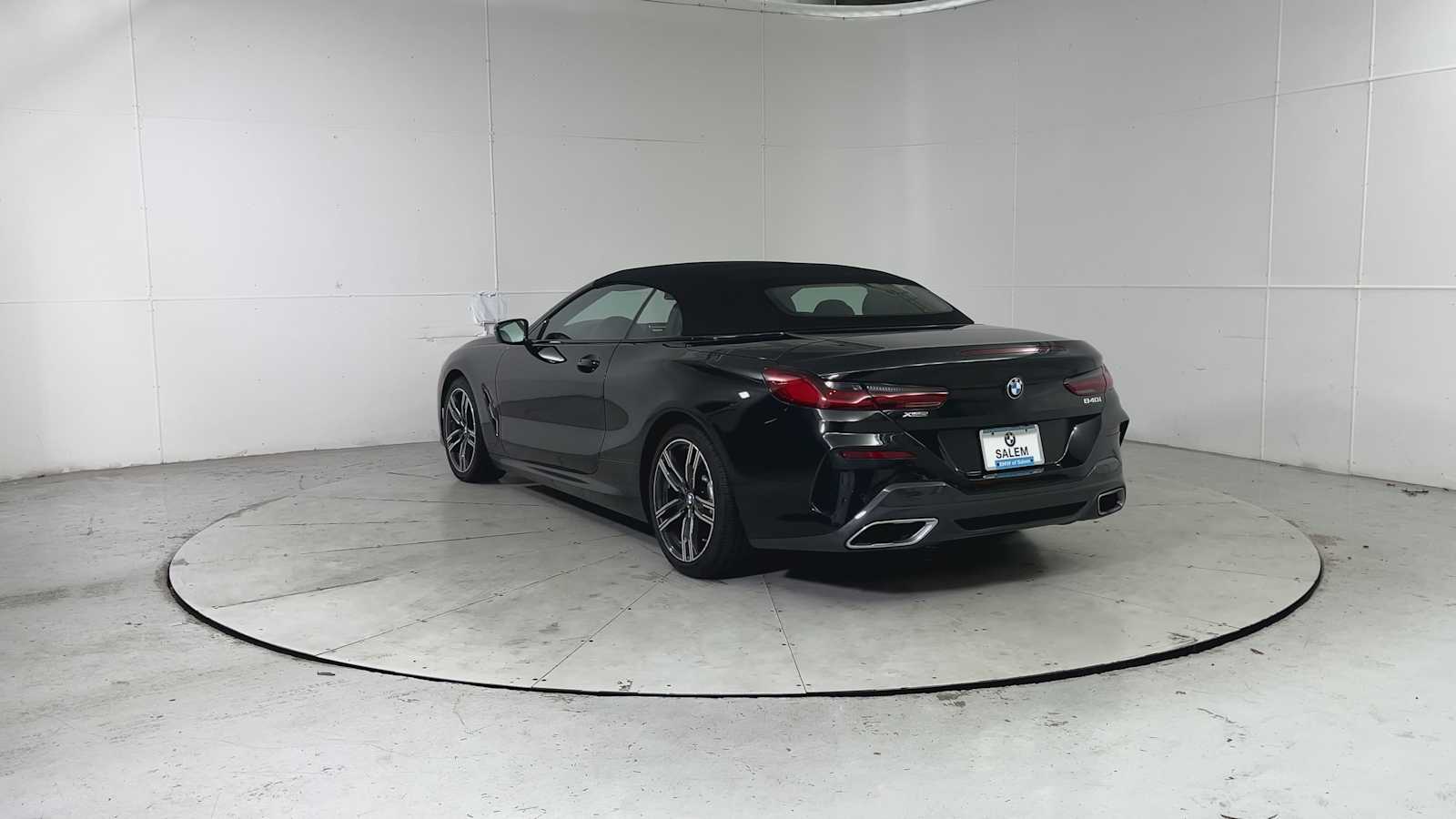 Thumbnail: 2025 BMW 8 Series - 3